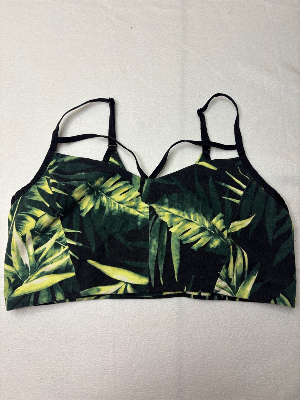 Victoria's Secret Green & Black Tropical Leaf Sports Bra